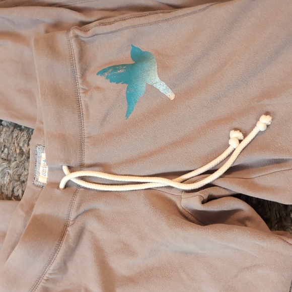 Aerie Gray Sweatpants with Blue Bird Design - Picture 5 of 5